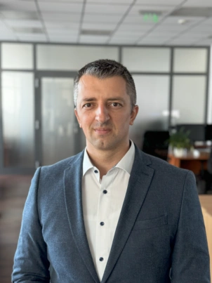 Gaspar-Bela-Country-Manager Dyntell Software